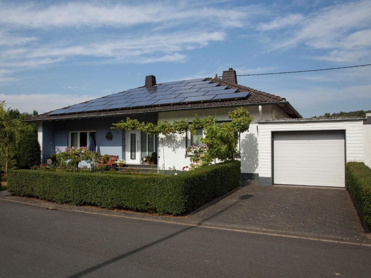 Apartment In Niederehe Near The Forest Uxheim Luaran gambar